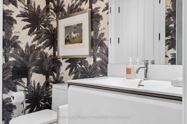 Additional image 37 of 20 Scrivener Sq Unit 301