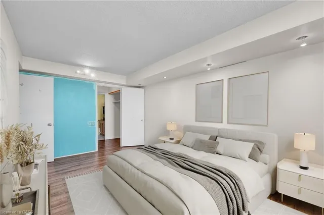 Additional image 20 of 2466 Eglinton Ave