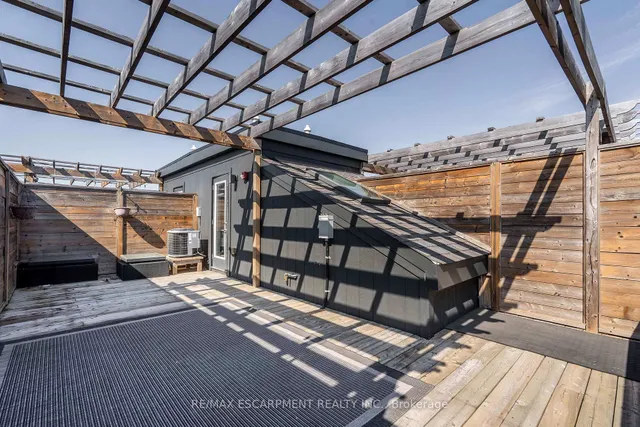 Additional image 21 of 79 Elder Ave Unit 42