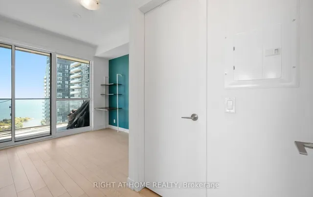 Additional image 18 of 10 Park Lawn Rd Unit 3409