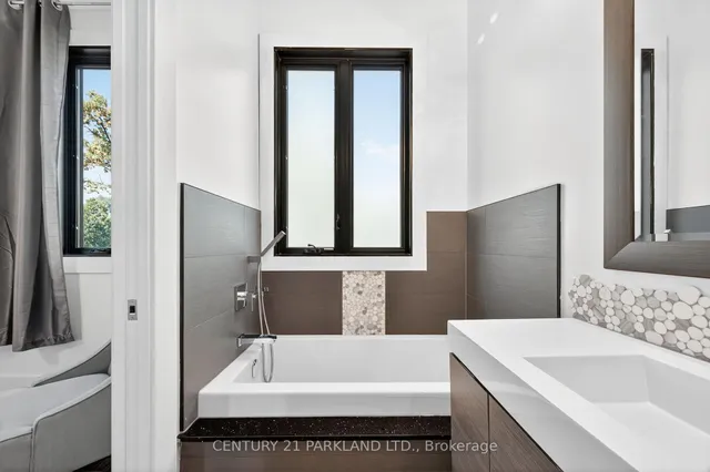 Additional image 25 of 10 Rexford Rd