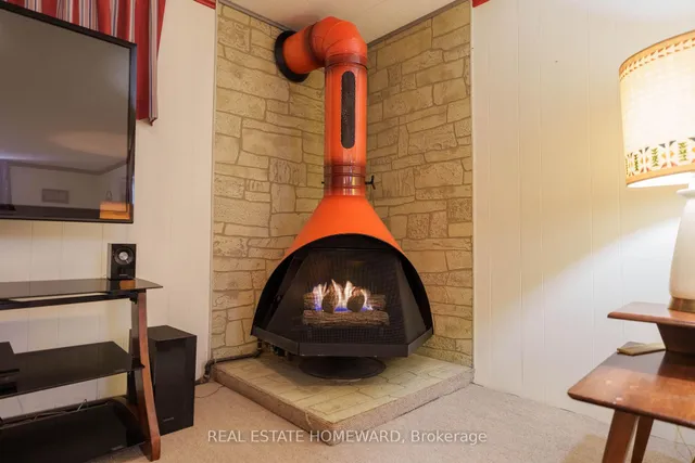 Additional image 35 of 3 Chestermere Blvd