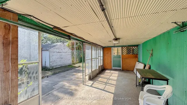 Additional image 40 of 1130 Woodbine Ave