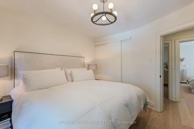 Additional image 25 of 109 Douglas Ave