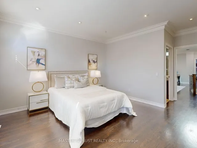 Additional image 40 of 260 Russell Hill Rd Unit 11