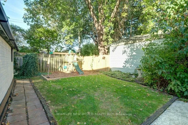 Additional image 24 of 42 Eleventh St