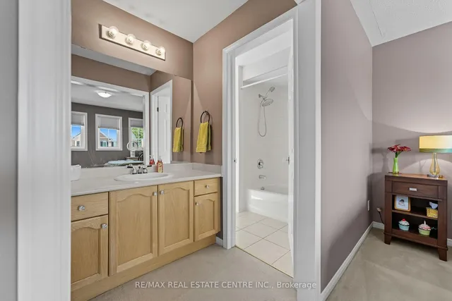 Additional image 33 of 58 Winding Wood Cres