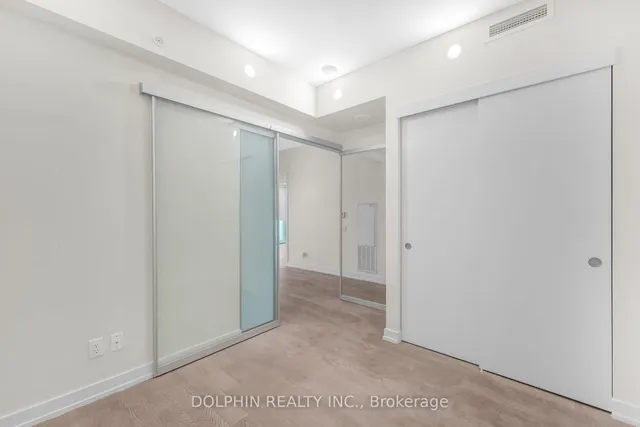 Additional image 25 of 161 Roehampton Ave Unit 1007