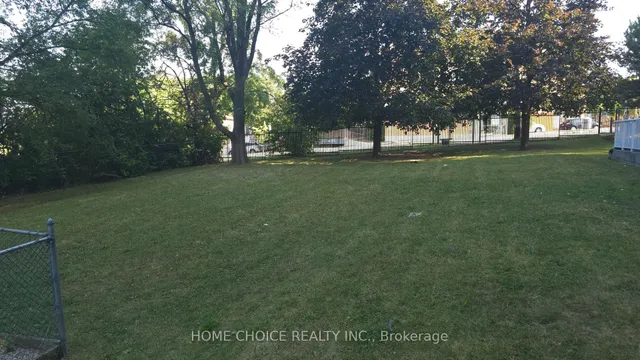 Additional image 44 of 3460 Keele St Unit 921