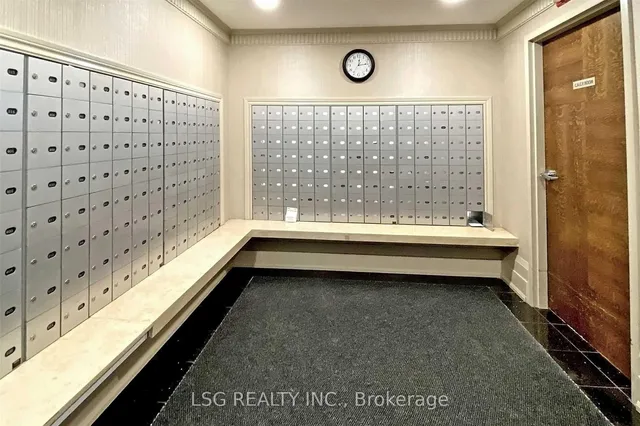 Additional image 23 of 8 Rean Dr Unit 906