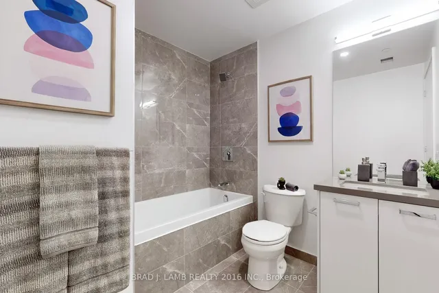 Additional image 22 of 195 McCaul St Unit 705