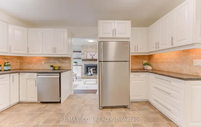 Additional image 10 of 43 Winding Way