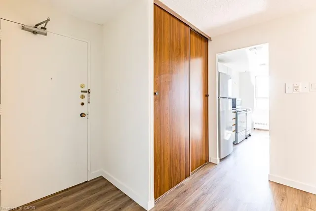 Additional image 5 of 1101 Pharmacy Ave Unit 503