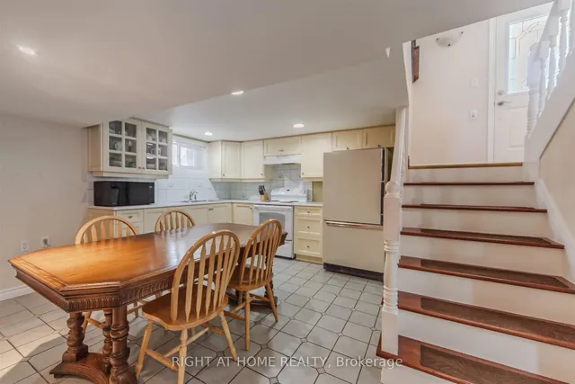 Additional image 16 of 7 Adele Ave