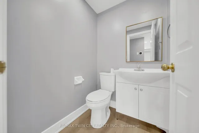 Additional image 11 of 698 Activa Ave