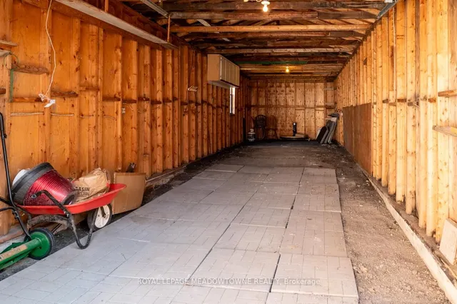 Additional image 38 of 17 Kersdale Ave