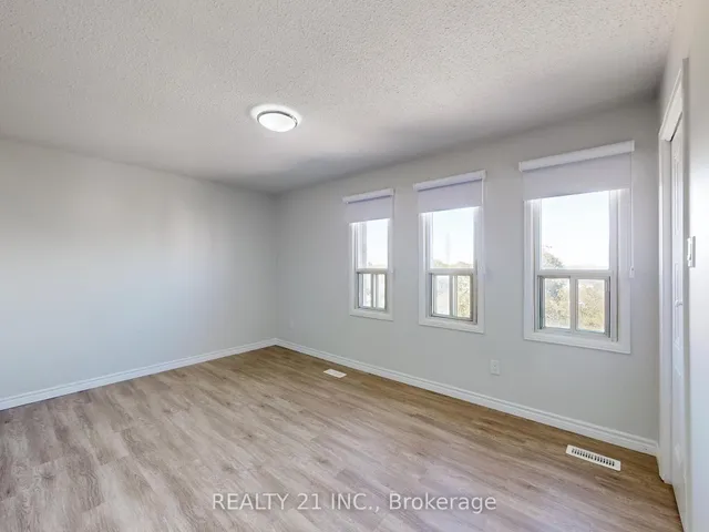 Additional image 20 of 40 Rexdale Blvd Unit 2
