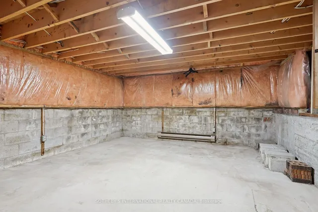 Additional image 33 of 258 Lytton Blvd