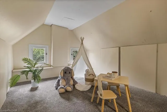 Additional image 35 of 19 Richmond Ave