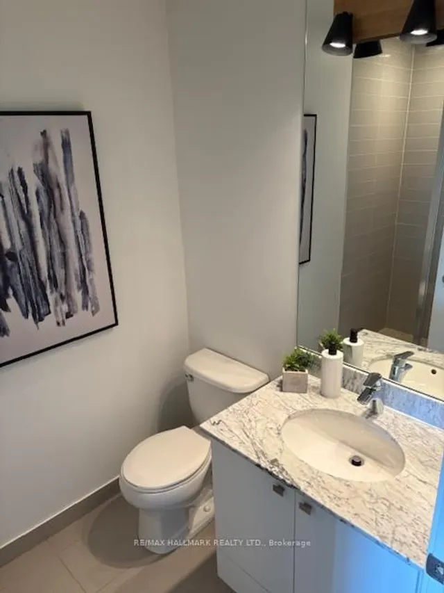 Additional image 26 of 51 East Liberty St Unit 1215