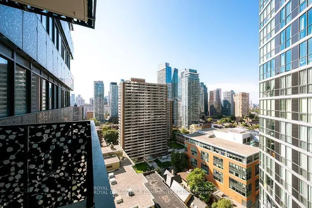 Additional image 29 of 55 Charles St Unit 1706