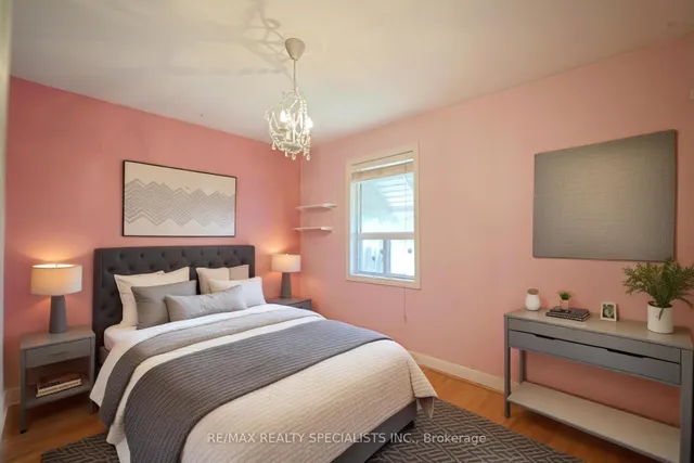 Additional image 16 of 127 Flora Dr