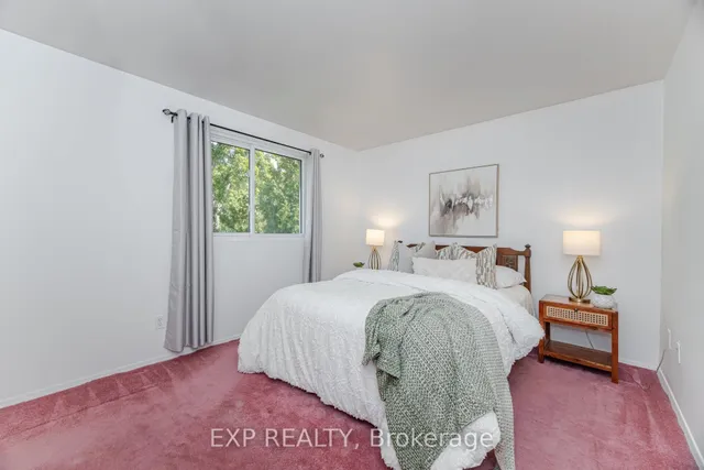 Additional image 9 of 125 Hollyberry Tr