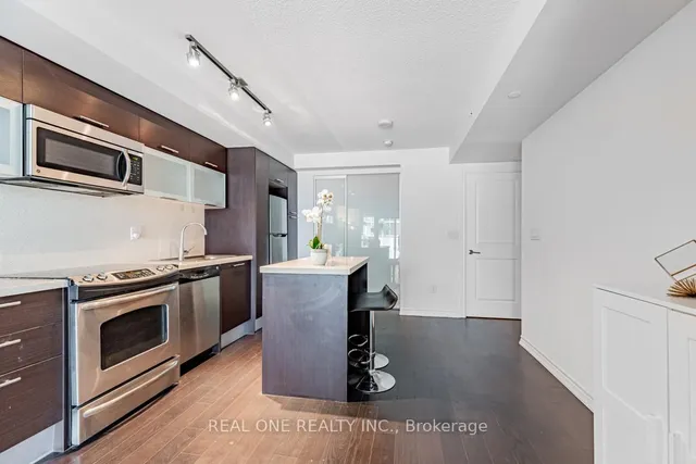 Additional image 19 of 386 Yonge St Unit 1408