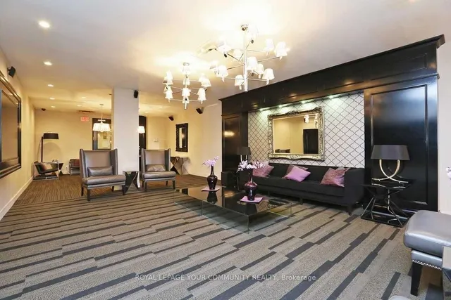 Additional image 18 of 569 King St Unit 304