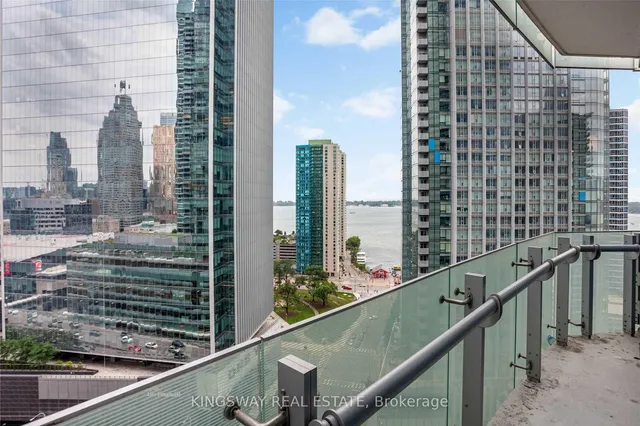 14 York St Unit 1802