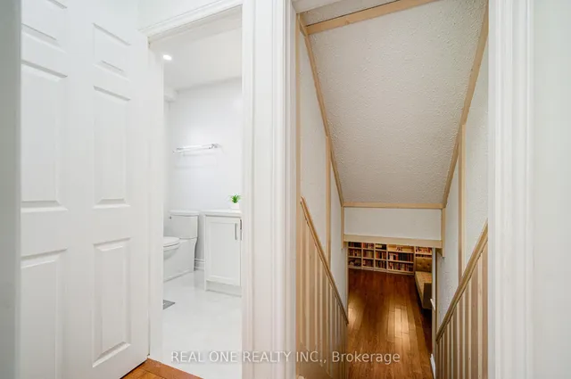 Additional image 39 of 122 Marilake Dr