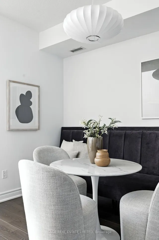 Additional image 12 of 6 Pirandello St Unit TH5