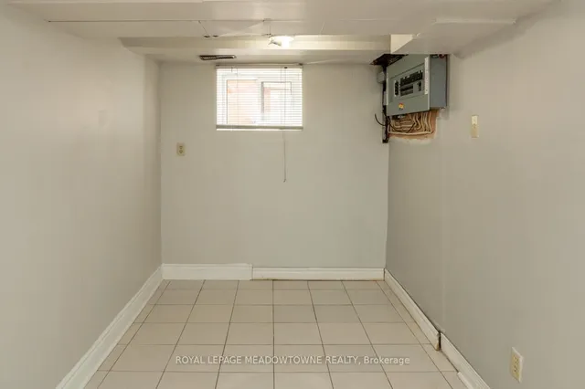 Additional image 30 of 17 Kersdale Ave