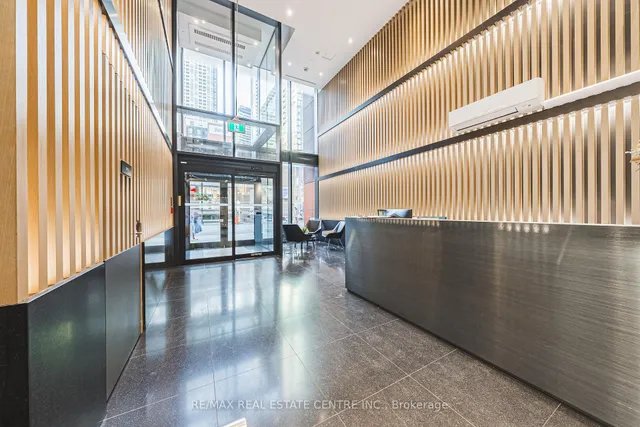 Additional image 3 of 357 King St Unit 3307