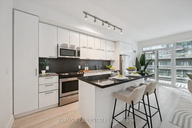 Additional image 4 of 80 Marine Parade Dr Unit 324