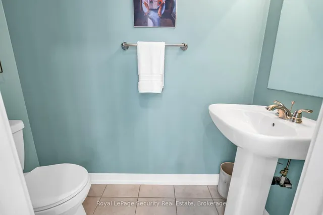 Additional image 17 of 2315 Sheppard Ave Unit 61
