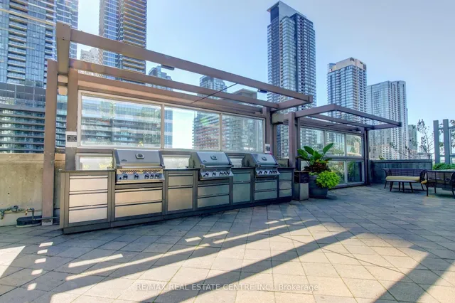 Additional image 34 of 397 Front St Unit 1010