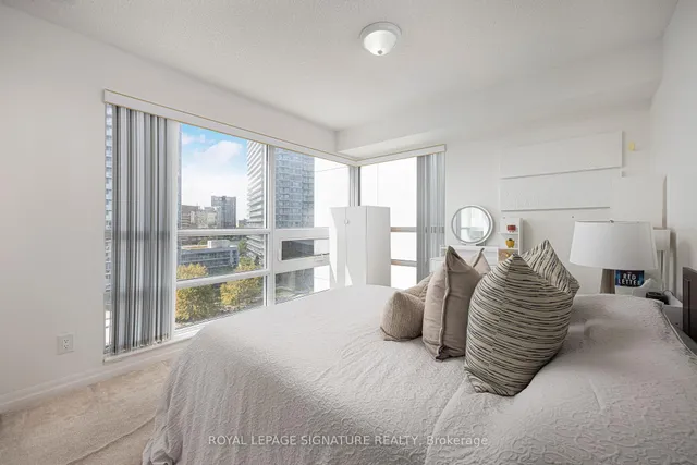 Additional image 16 of 30 Herons Hill Way Unit 711