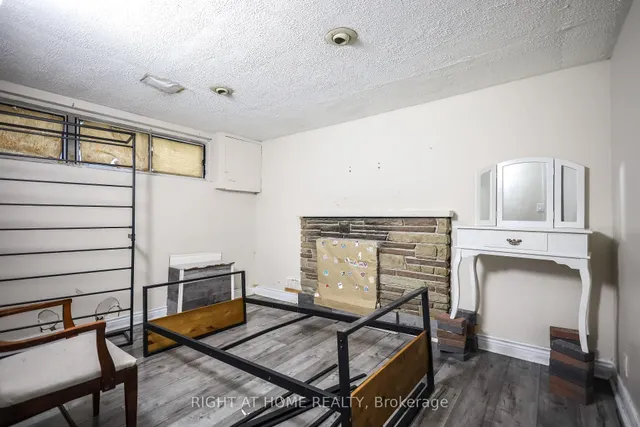 Additional image 24 of 3261 Lawrence Ave