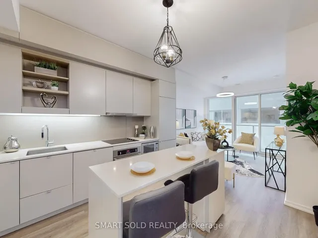 Additional image 12 of 101 Peter St Unit 801