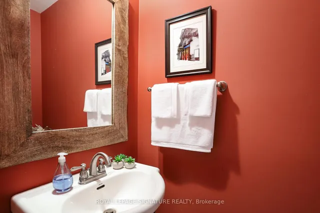 Additional image 11 of 74 Crab Appleway