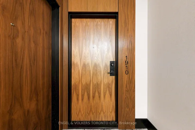 Additional image 4 of 1 Market St Unit 1910