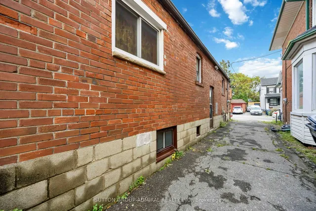 Additional image 6 of 8 Cobalt St