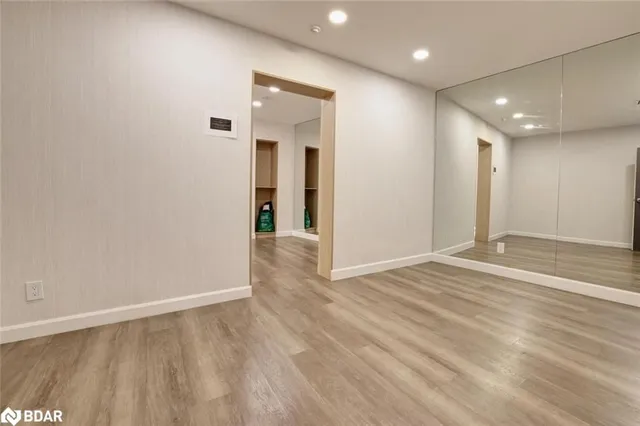 Additional image 24 of 600 Queens Quay Unit 633