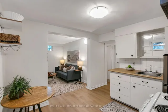Additional image 31 of 106 Leyton Ave