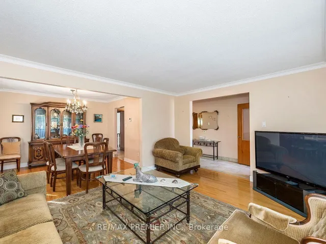 Additional image 11 of 33 Clair Rd