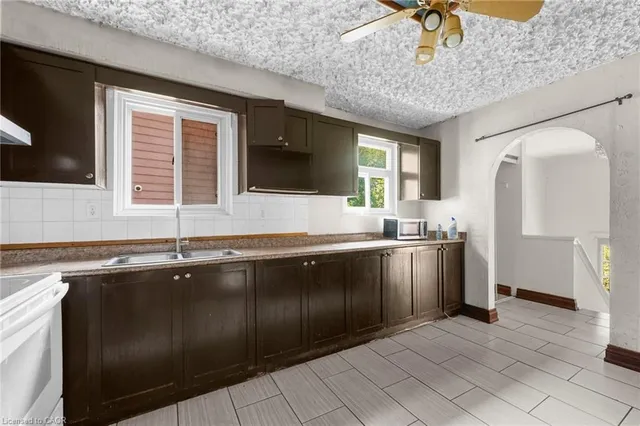 Additional image 17 of 50 Apache Trail