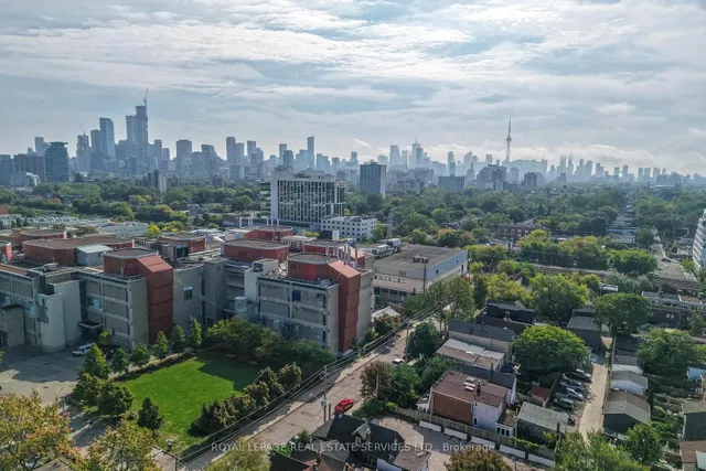 Additional image 41 of 618 Davenport Rd