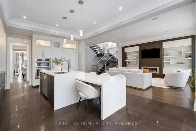 Additional image 10 of 316 Churchill Ave