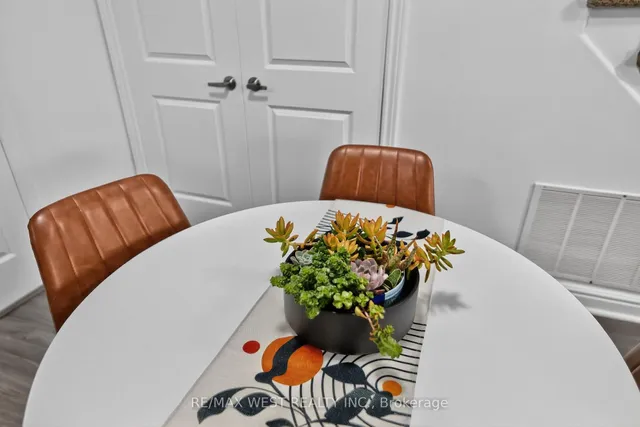 Additional image 25 of 14 Foundry Ave Unit 117